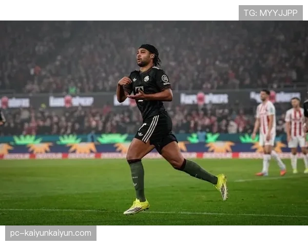 特写：格纳布里赛后加练传中，回应近期外界对其效率的批评